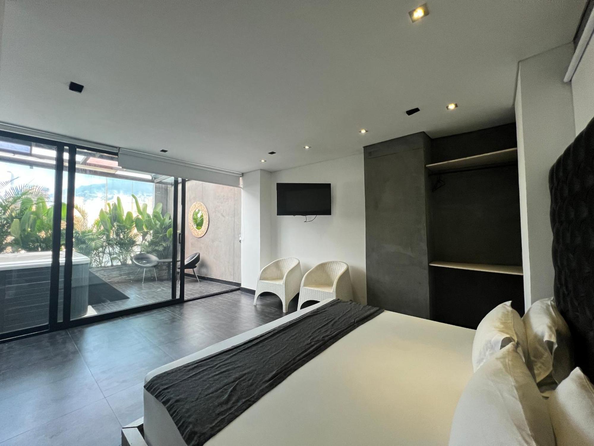 Hotel 47 Medellin Center Εξωτερικό φωτογραφία