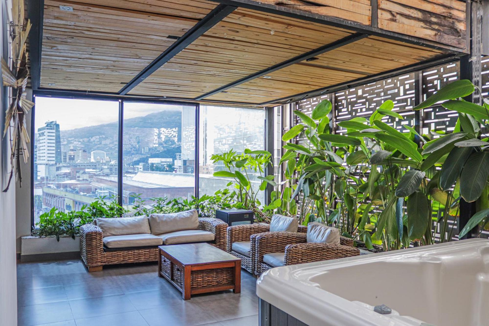 Hotel 47 Medellin Center Εξωτερικό φωτογραφία