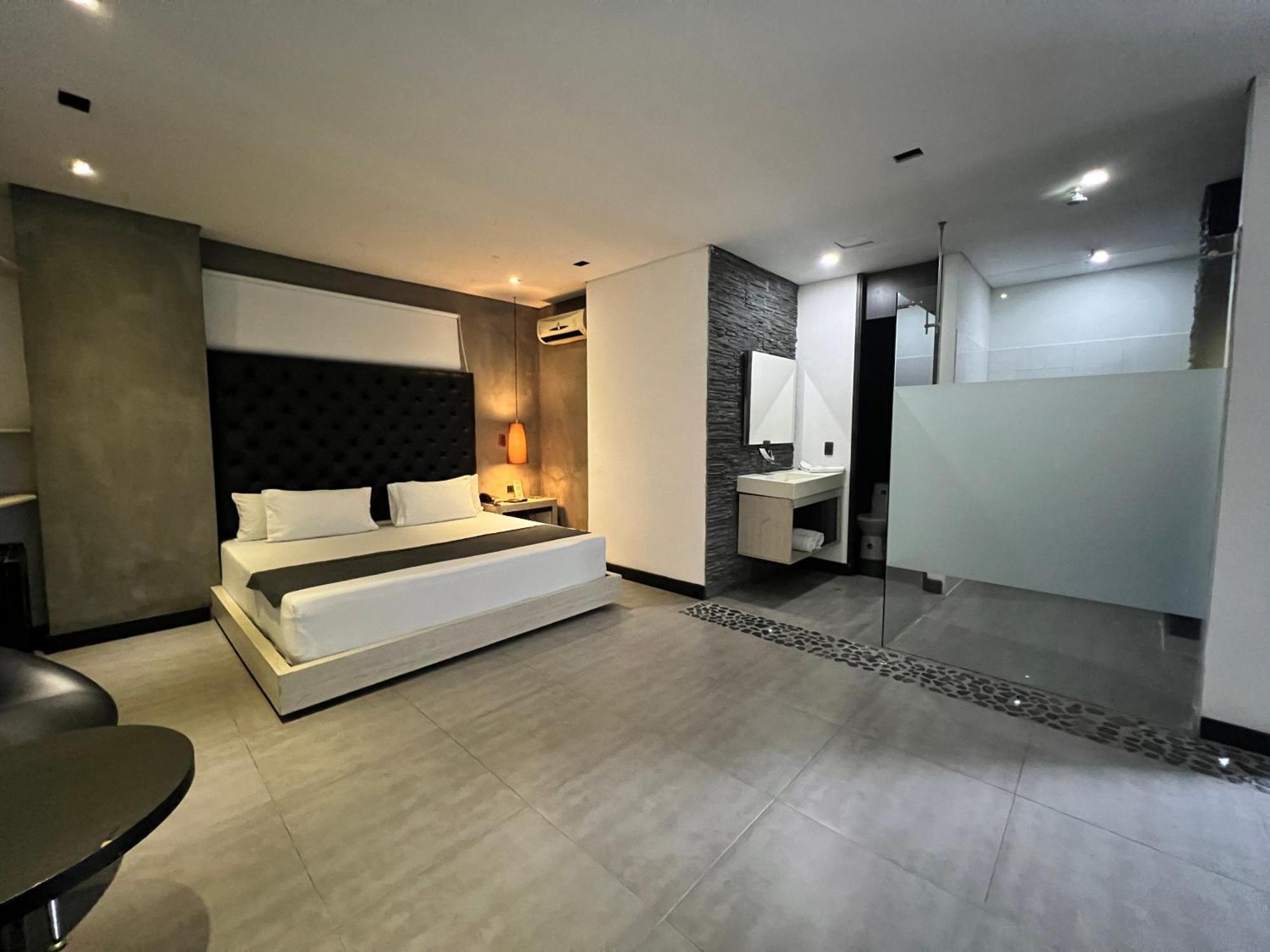Hotel 47 Medellin Center Εξωτερικό φωτογραφία