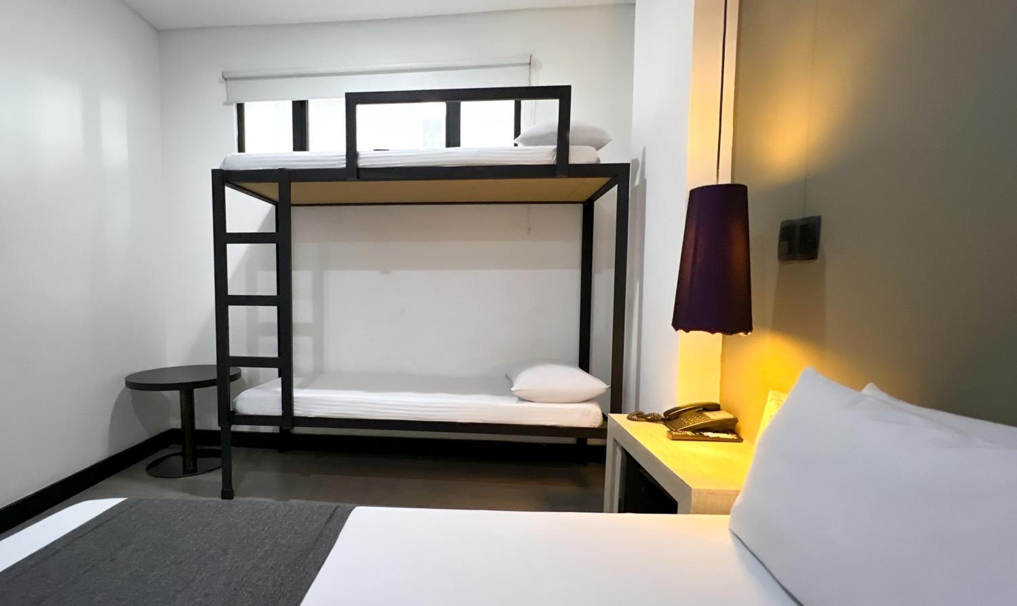 Hotel 47 Medellin Center Εξωτερικό φωτογραφία