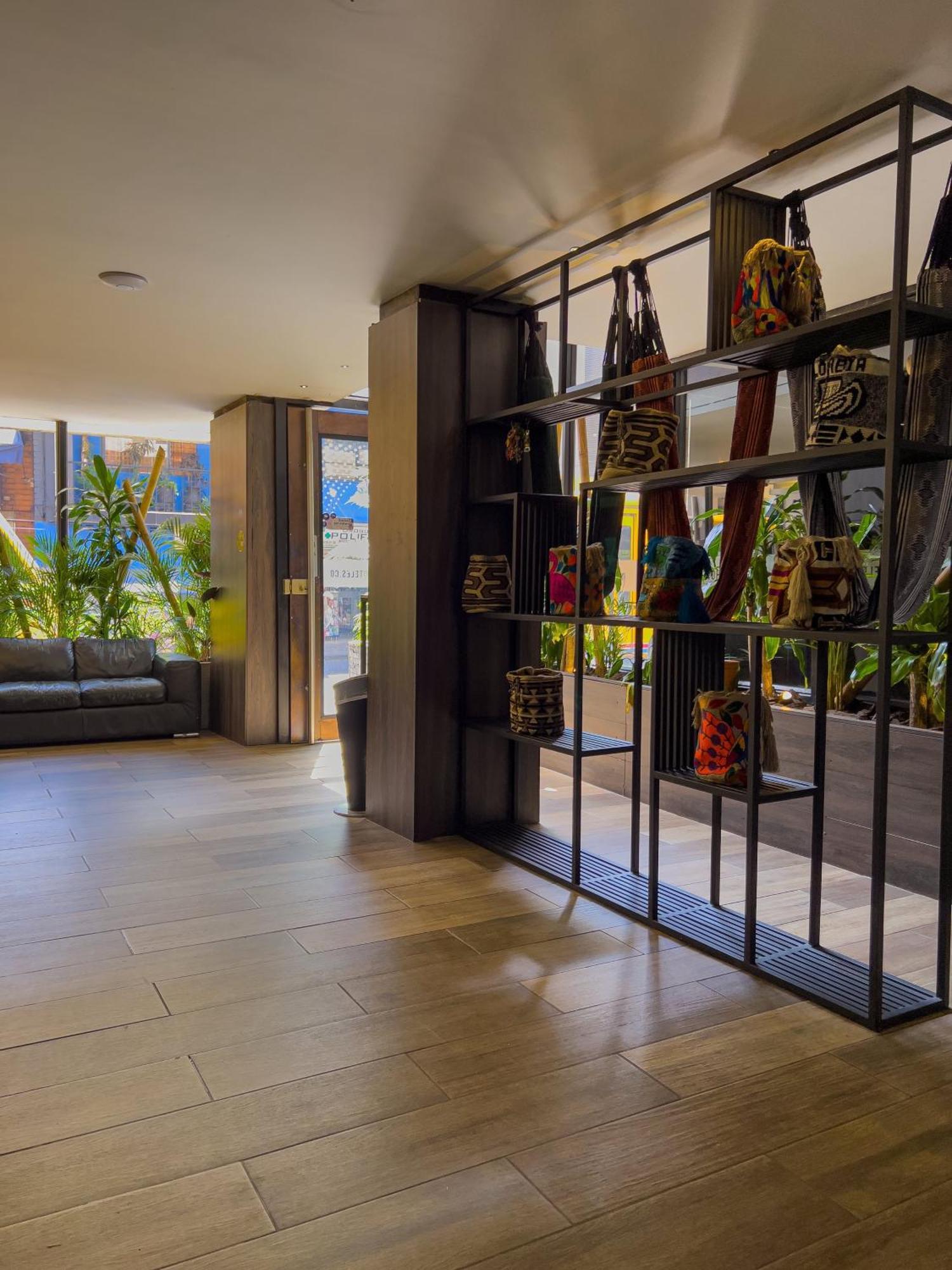Hotel 47 Medellin Center Εξωτερικό φωτογραφία